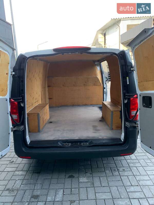 Вантажний фургон Mercedes-Benz Metris 2016 в Тернополі фото 8 Вантажний фургон Mercedes-Benz Metris 2016 в Тернополі