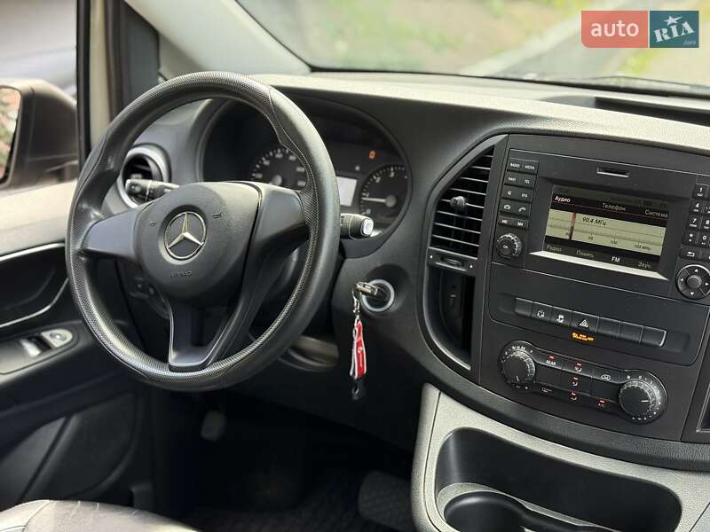 Минивэн Mercedes-Benz Metris 2015 в Львове