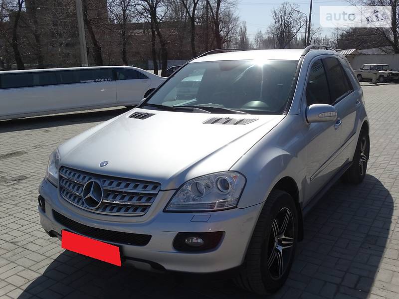 Mercedes-Benz M 2008 года