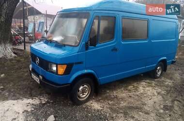 Микроавтобус Mercedes-Benz O 309 1988 в Черновцах