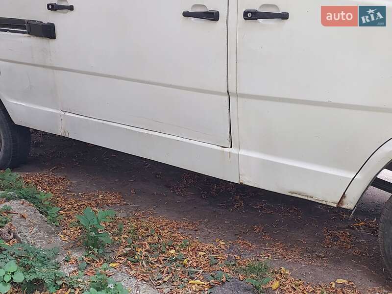 Микроавтобус Mercedes-Benz O 402 1989 в Ивано-Франковске