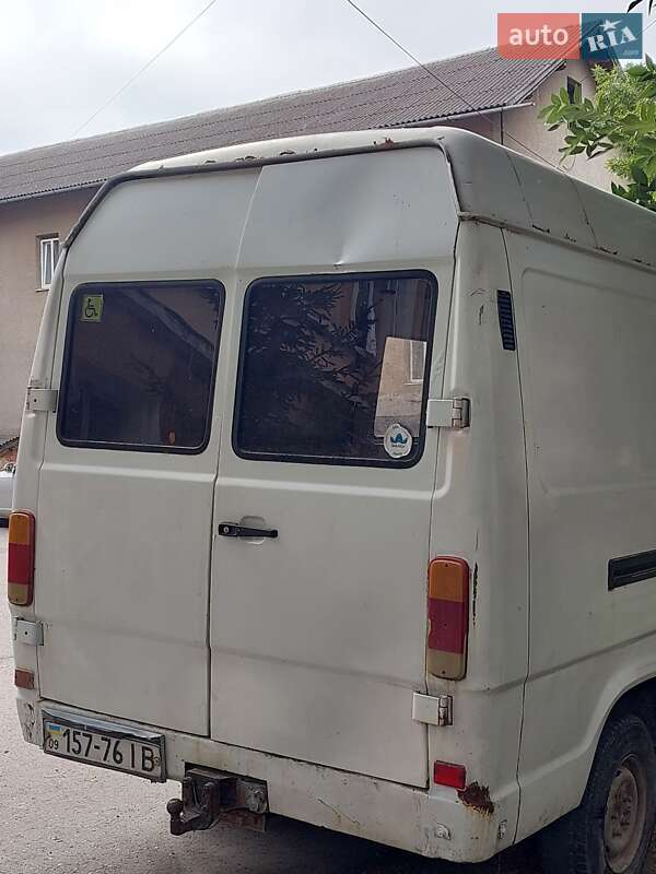 Микроавтобус Mercedes-Benz O 402 1989 в Ивано-Франковске