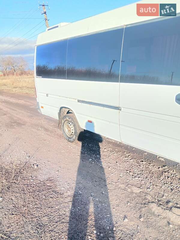 Мікроавтобус Mercedes-Benz O 403 2003 в Валках