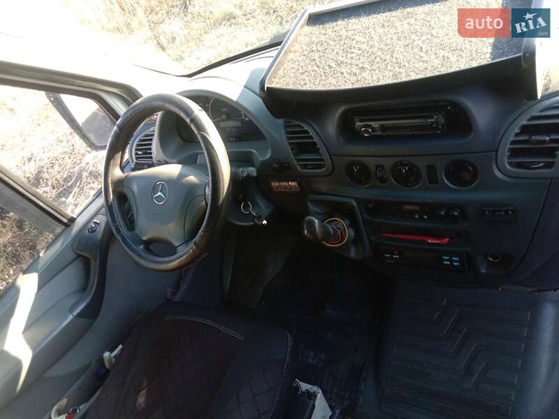 Мікроавтобус Mercedes-Benz O 403 2003 в Валках