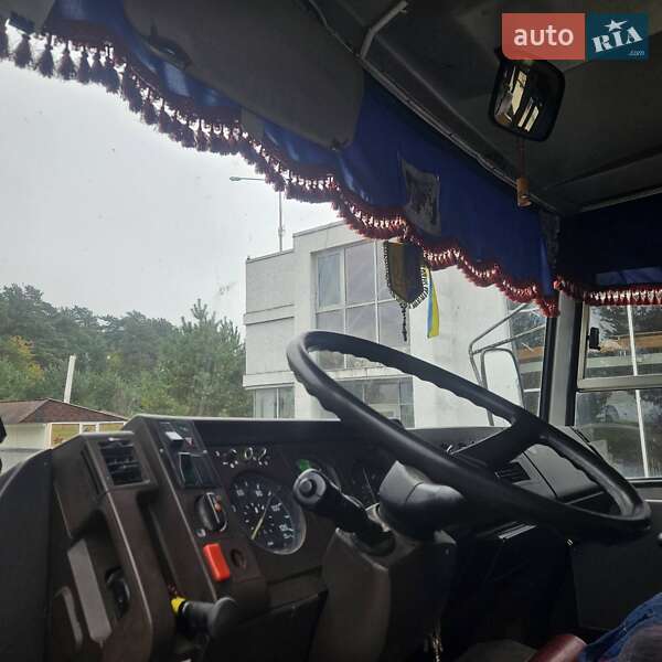 Приміський автобус Mercedes-Benz O 404 1991 в Львові фото 11 Приміський автобус Mercedes-Benz O 404 1991 в Львові