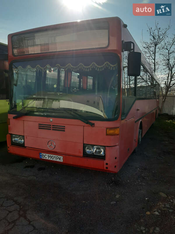 Пригородный автобус Mercedes-Benz O 407 1998 в Дрогобыче