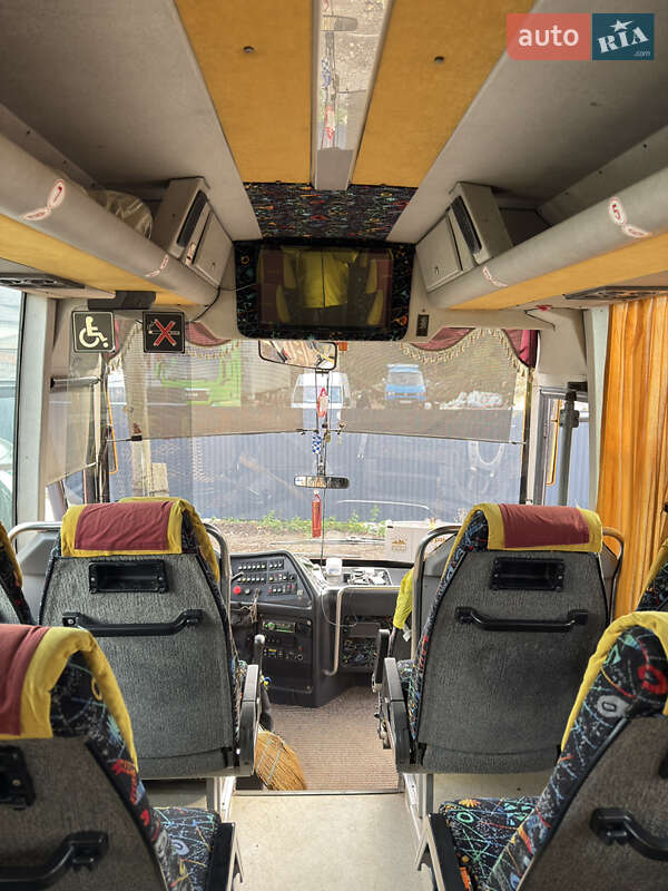 Туристический / Междугородний автобус Mercedes-Benz OH-Series 1995 в Ивано-Франковске