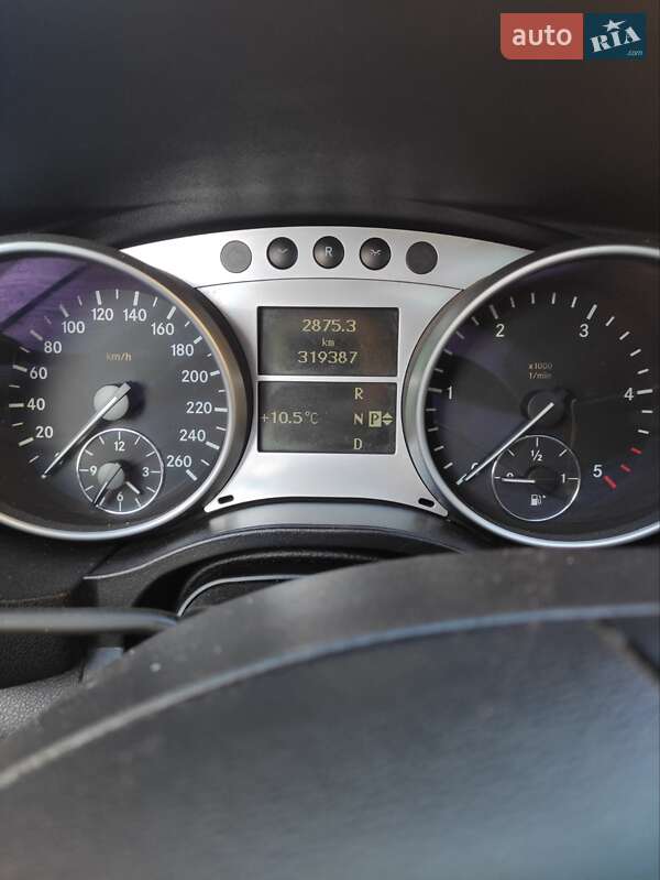 Универсал Mercedes-Benz R-Class 2006 в Ивано-Франковске