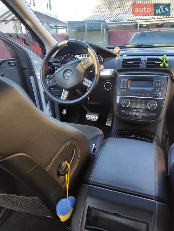 Универсал Mercedes-Benz R-Class 2006 в Ивано-Франковске