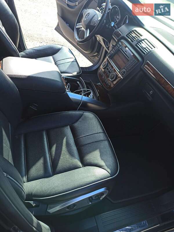 Универсал Mercedes-Benz R-Class 2011 в Костополе