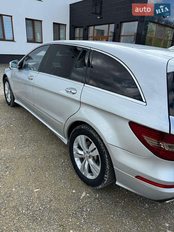 Универсал Mercedes-Benz R-Class 2010 в Черновцах