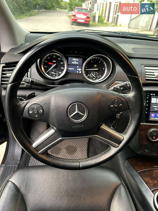 Универсал Mercedes-Benz R-Class 2010 в Николаеве