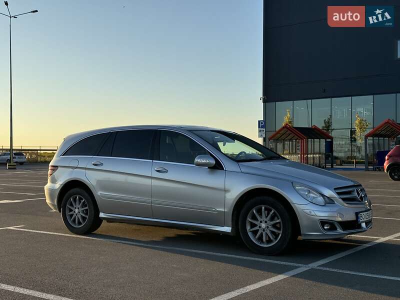 Универсал Mercedes-Benz R-Class 2005 в Яворове