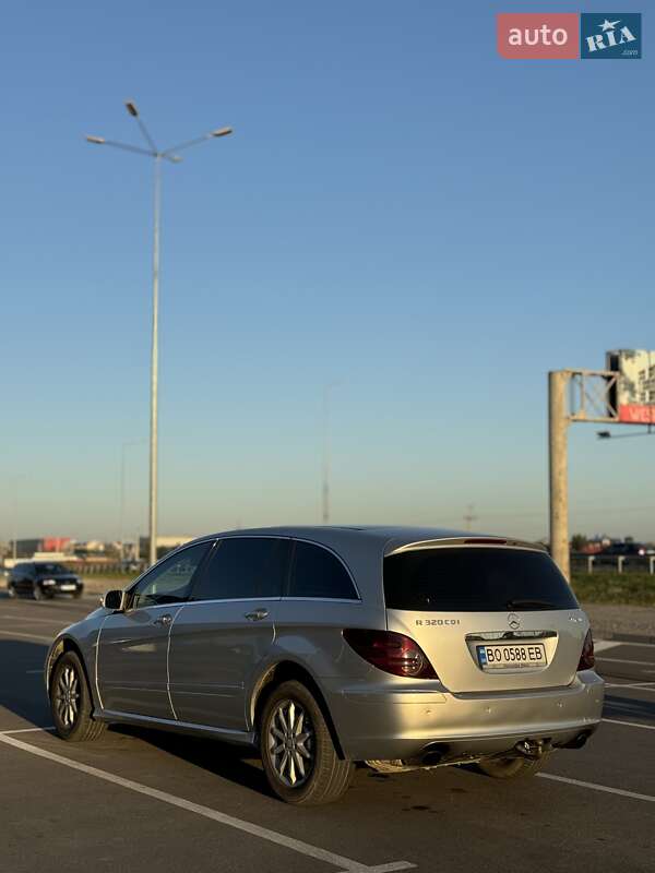 Универсал Mercedes-Benz R-Class 2005 в Яворове