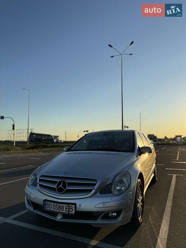 Универсал Mercedes-Benz R-Class 2005 в Яворове