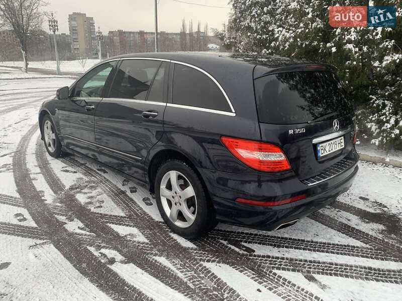 Mercedes-Benz R-Class 2011