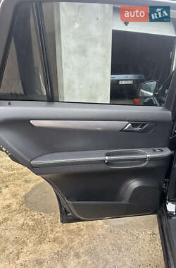 Универсал Mercedes-Benz R-Class 2011 в 