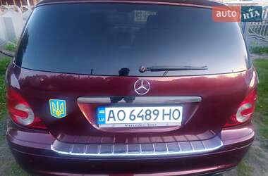 Минивэн Mercedes-Benz R-Class 2008 в 