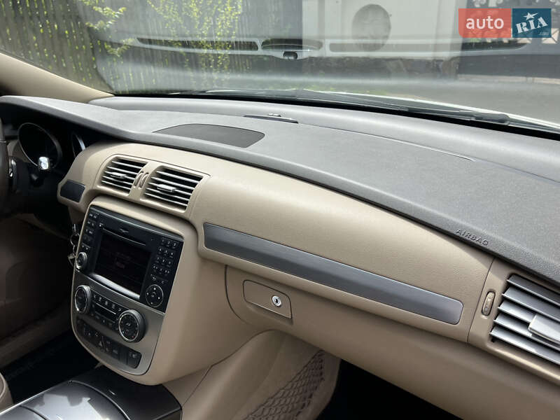 Минивэн Mercedes-Benz R-Class 2011 в Киеве