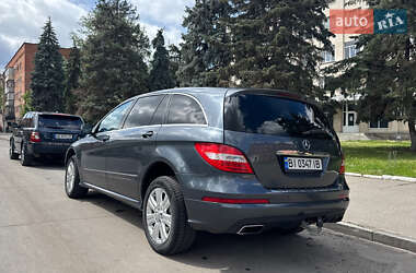 Мінівен Mercedes-Benz R-Class 2011 в 