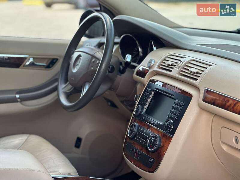 Минивэн Mercedes-Benz R-Class 2005 в Иваничах