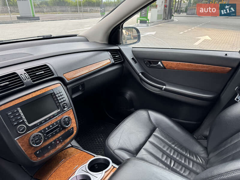 Минивэн Mercedes-Benz R-Class 2006 в Могилев-Подольске