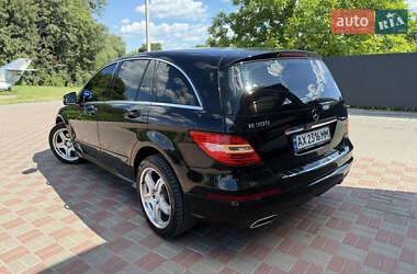 Минивэн Mercedes-Benz R-Class 2010 в 