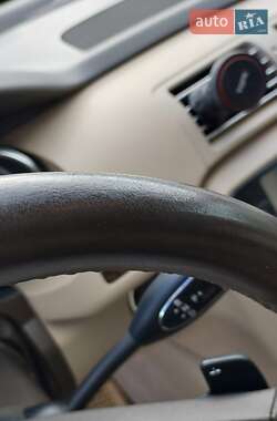 Минивэн Mercedes-Benz R-Class 2010 в 