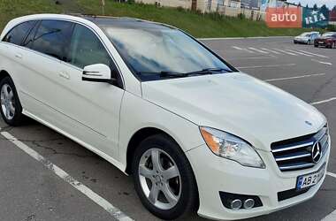 Минивэн Mercedes-Benz R-Class 2010 в 