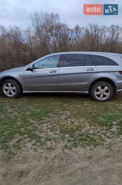 Минивэн Mercedes-Benz R-Class 2009 в 