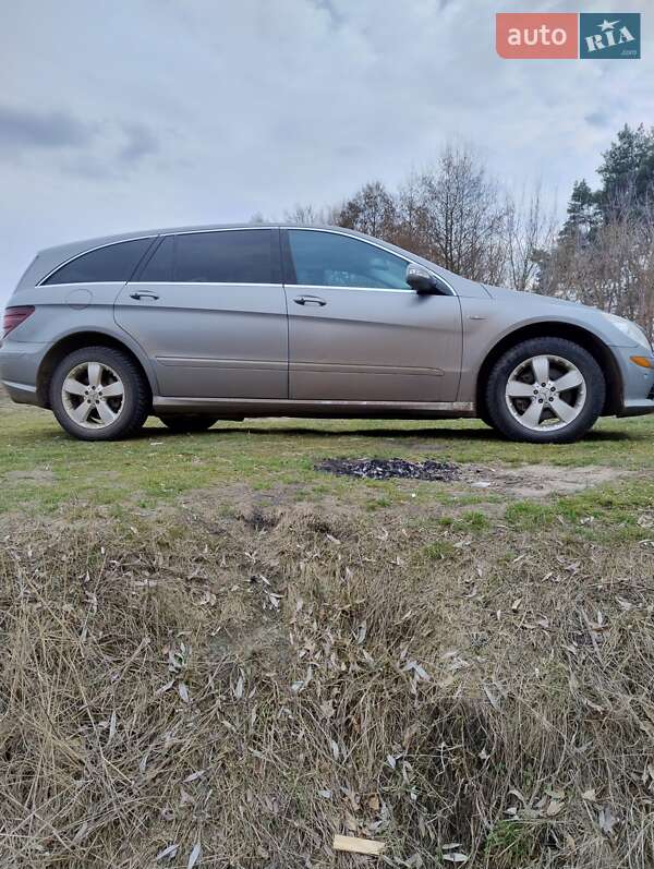 Минивэн Mercedes-Benz R-Class 2009 в Гостомеле