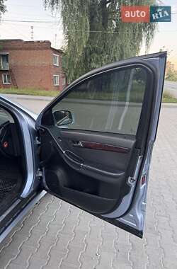 Мінівен Mercedes-Benz R-Class 2006 в 