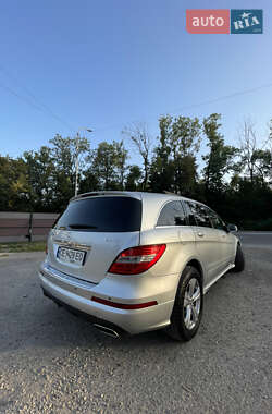 Мінівен Mercedes-Benz R-Class 2011 в 