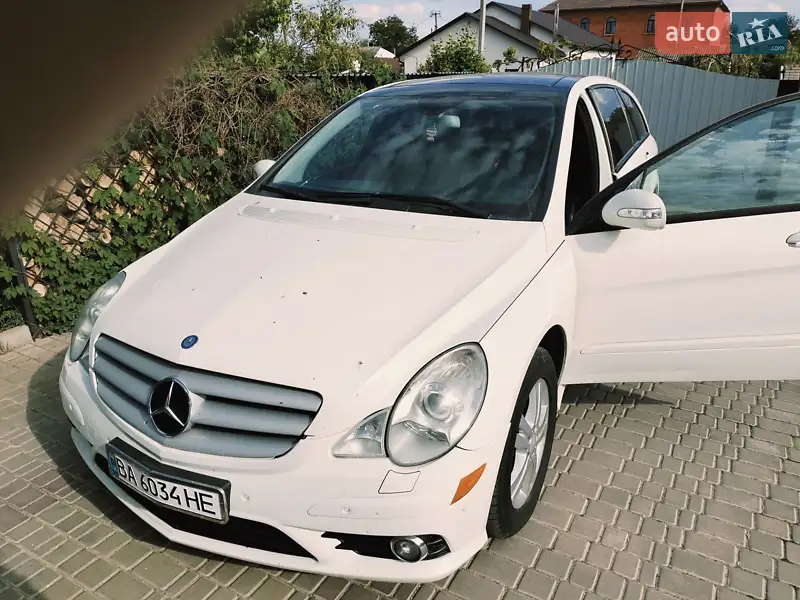 Mercedes-Benz R-Class