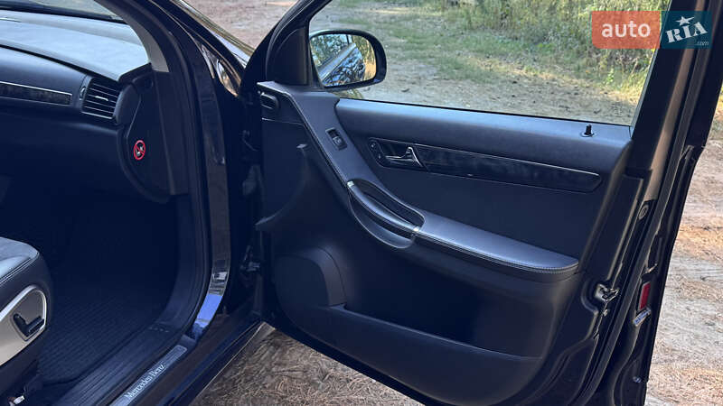 Мінівен Mercedes-Benz R-Class 2009 в Києві