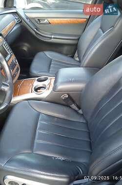 Мінівен Mercedes-Benz R-Class 2011 в 