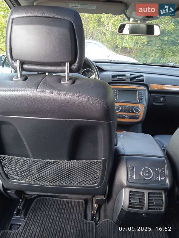 Мінівен Mercedes-Benz R-Class 2011 в Києві