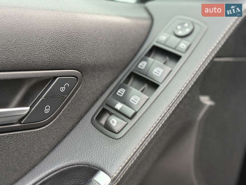 Минивэн Mercedes-Benz R-Class 2012 в Камне-Каширском