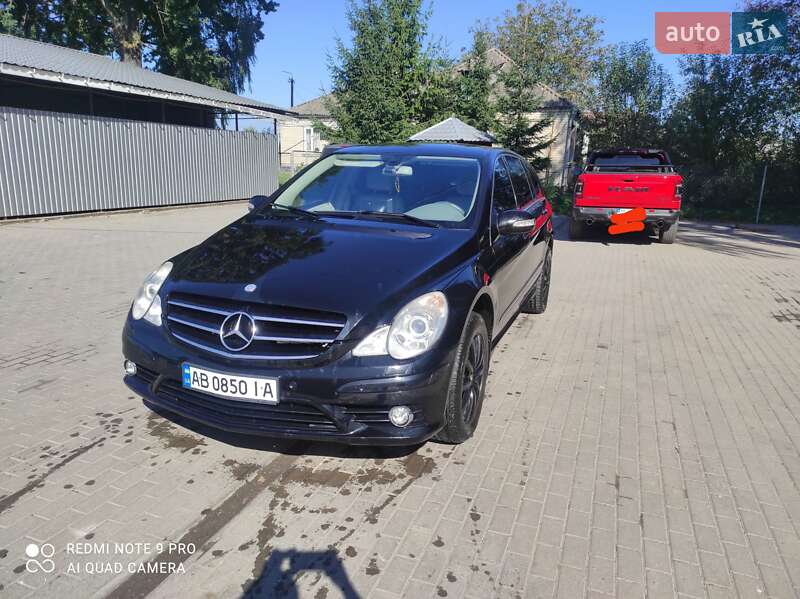 Мінівен Mercedes-Benz R-Class 2005 в Хмільнику