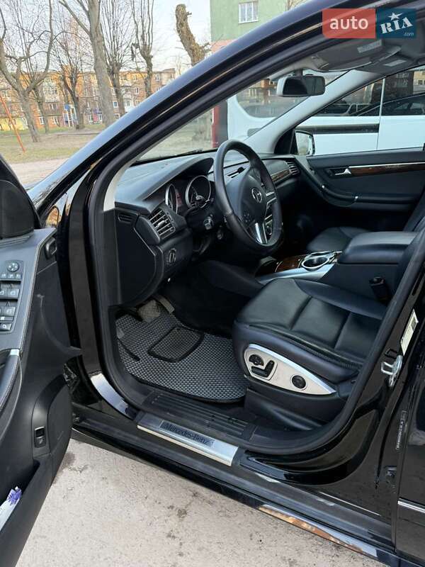 Мінівен Mercedes-Benz R-Class 2011 в Нововолинську