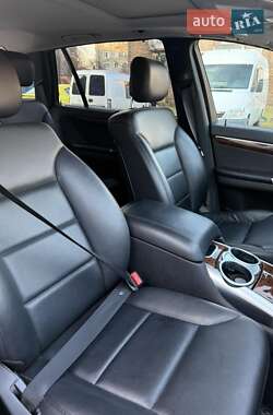 Минивэн Mercedes-Benz R-Class 2011 в 