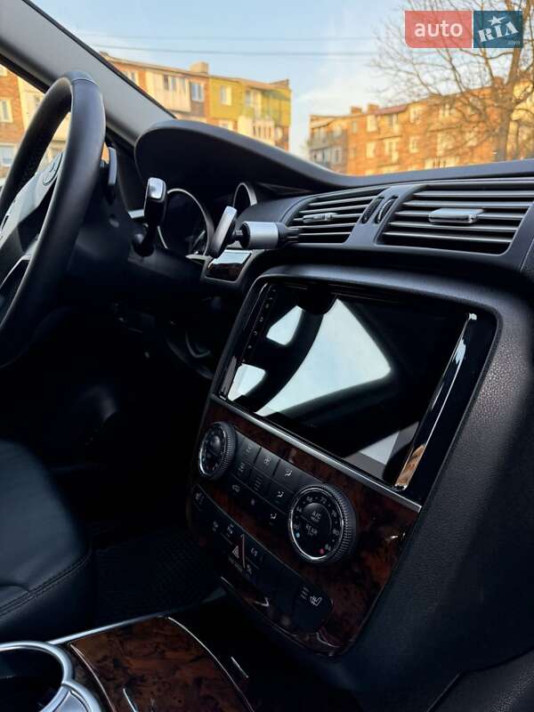 Мінівен Mercedes-Benz R-Class 2011 в Нововолинську