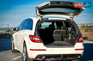Минивэн Mercedes-Benz R-Class 2012 в 