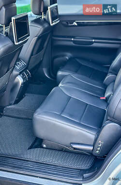 Минивэн Mercedes-Benz R-Class 2012 в 