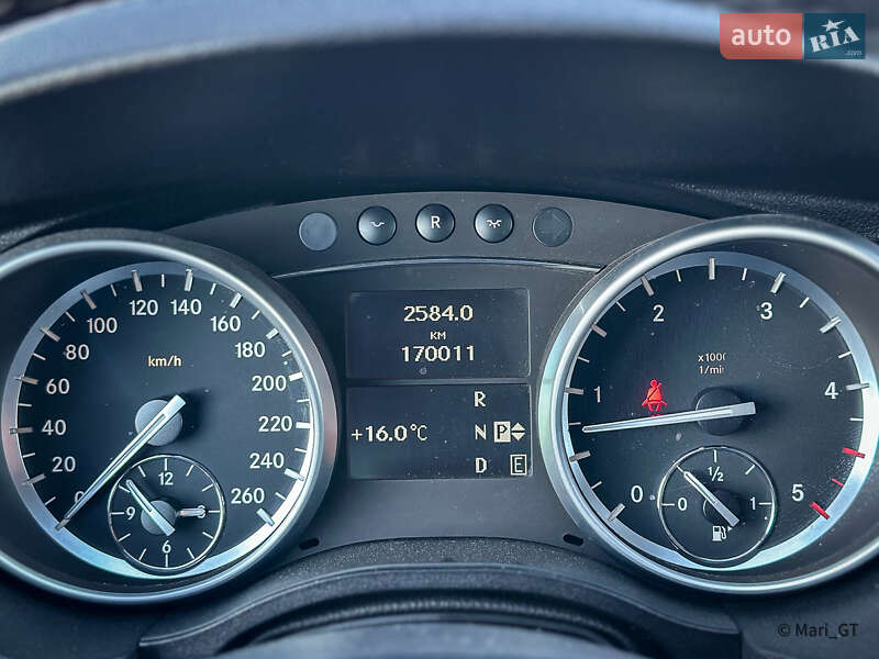 Мінівен Mercedes-Benz R-Class 2012 в Дніпрі