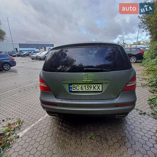 Минивэн Mercedes-Benz R-Class 2010 в Стрые