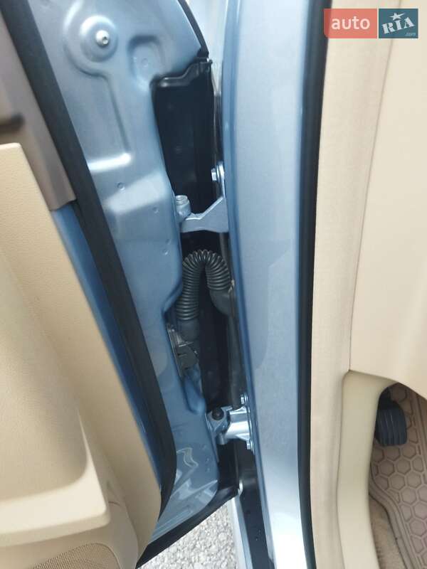 Мінівен Mercedes-Benz R-Class 2006 в Снятині