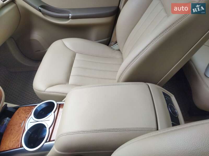 Мінівен Mercedes-Benz R-Class 2006 в Снятині