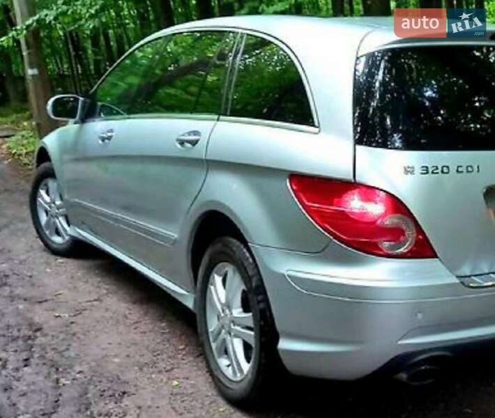 Минивэн Mercedes-Benz R-Class 2008 в Коростене