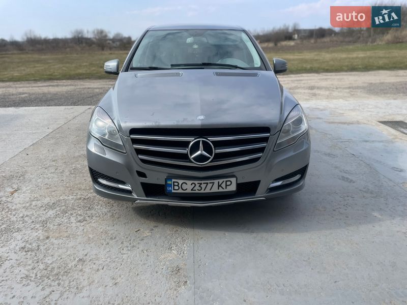 Mercedes-Benz R-Class 2011